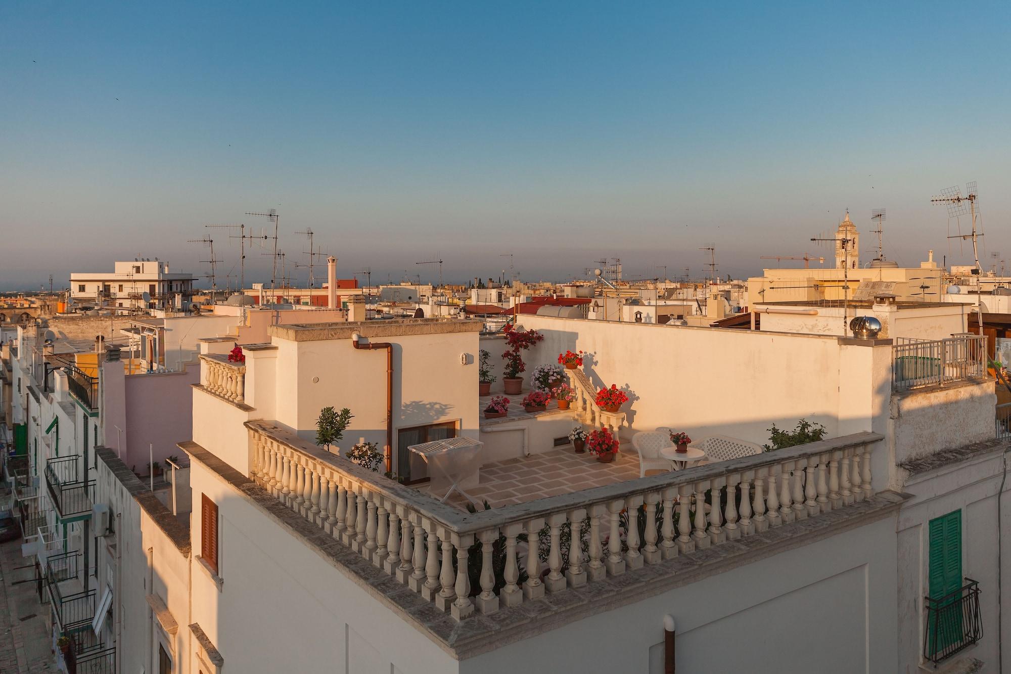 Palazzo De Luca By Apulia Hospitality Bed & Breakfast