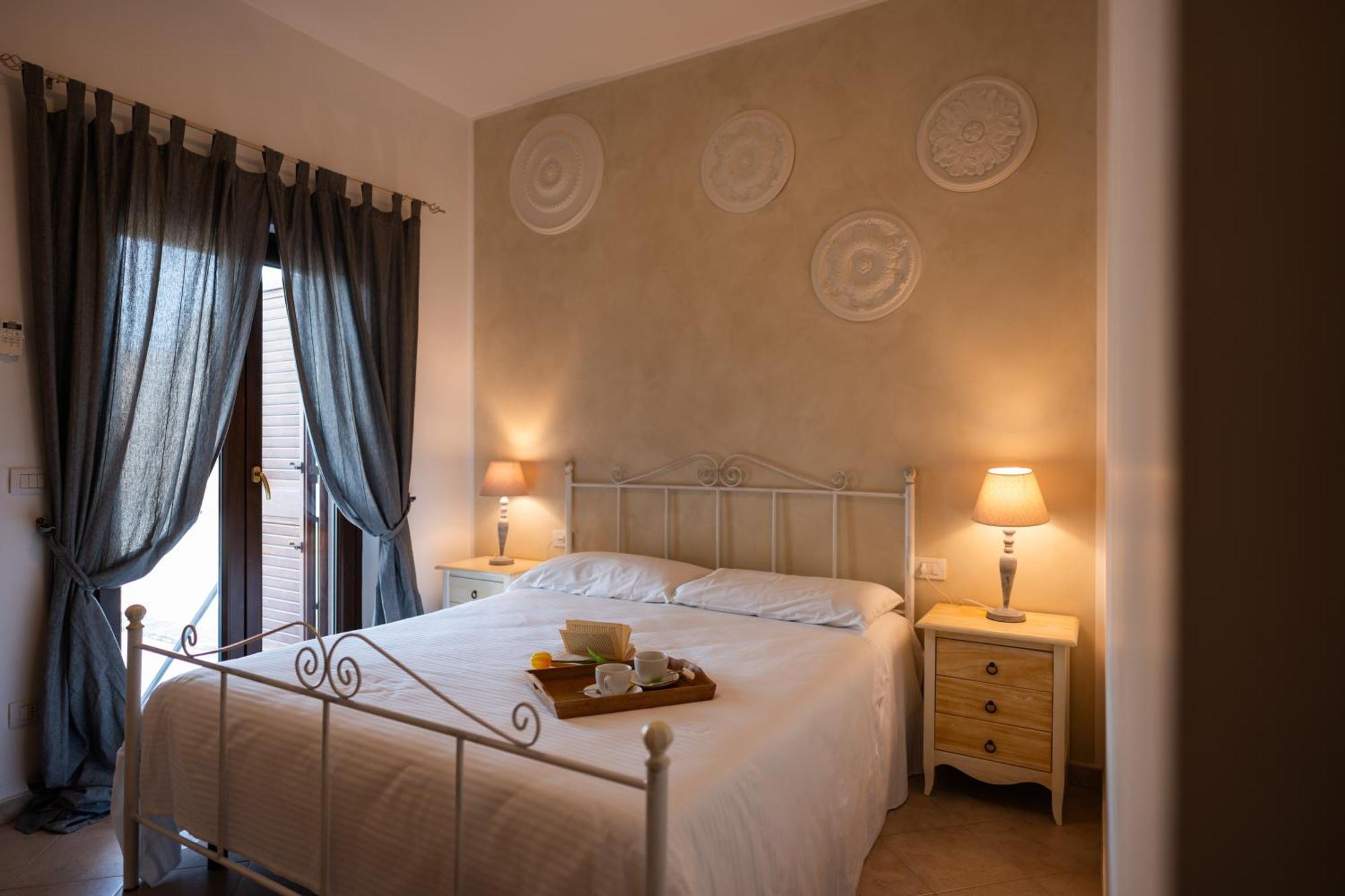 Palazzo De Luca By Apulia Hospitality Bed & Breakfast Fasano