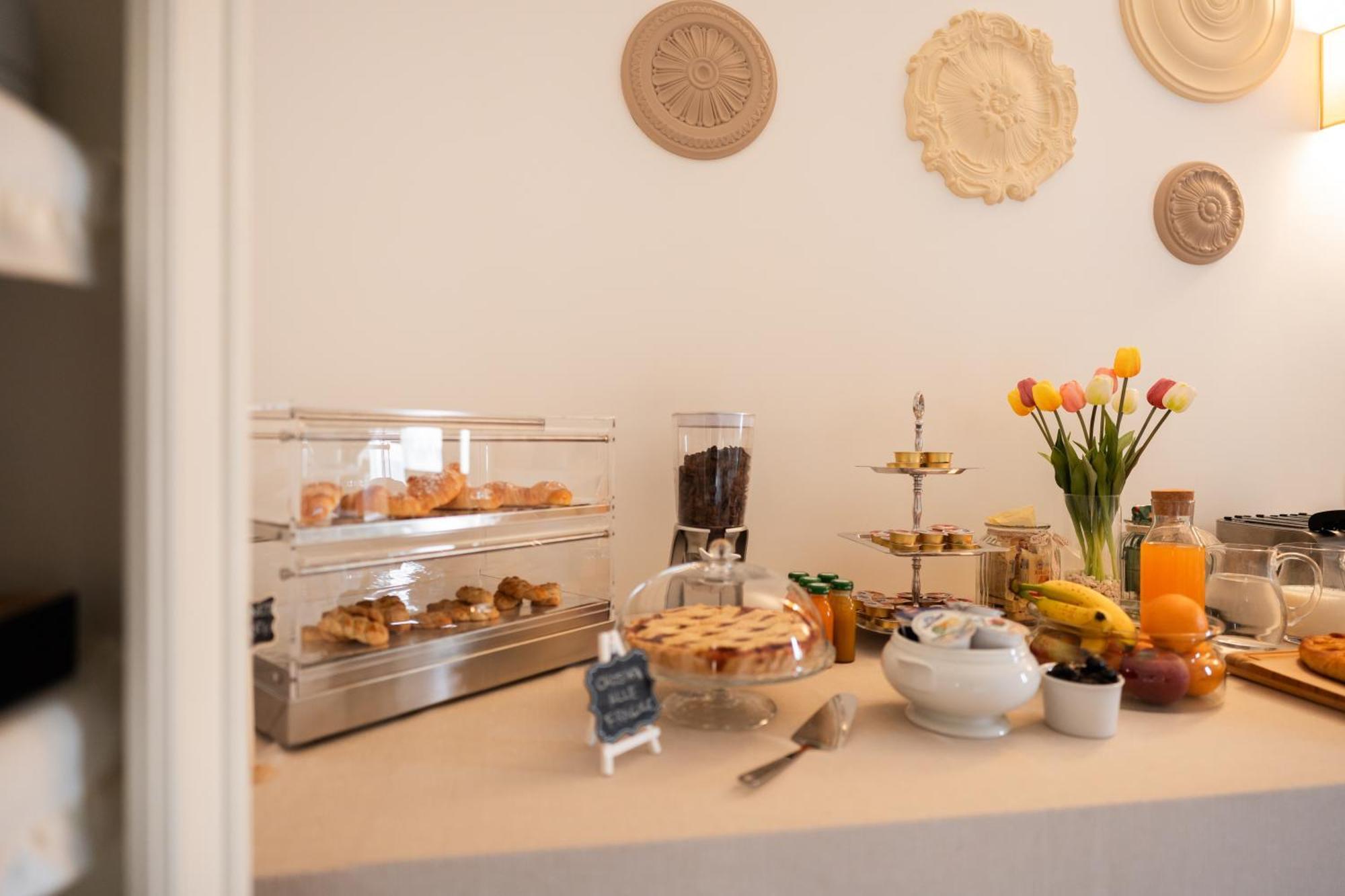 Palazzo De Luca By Apulia Hospitality Bed & Breakfast 3*